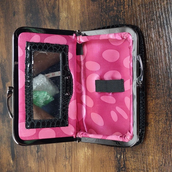 Perlina Snakeskin Embossed Leather Cosmetic Clutch Bag - Picture 7 of 10